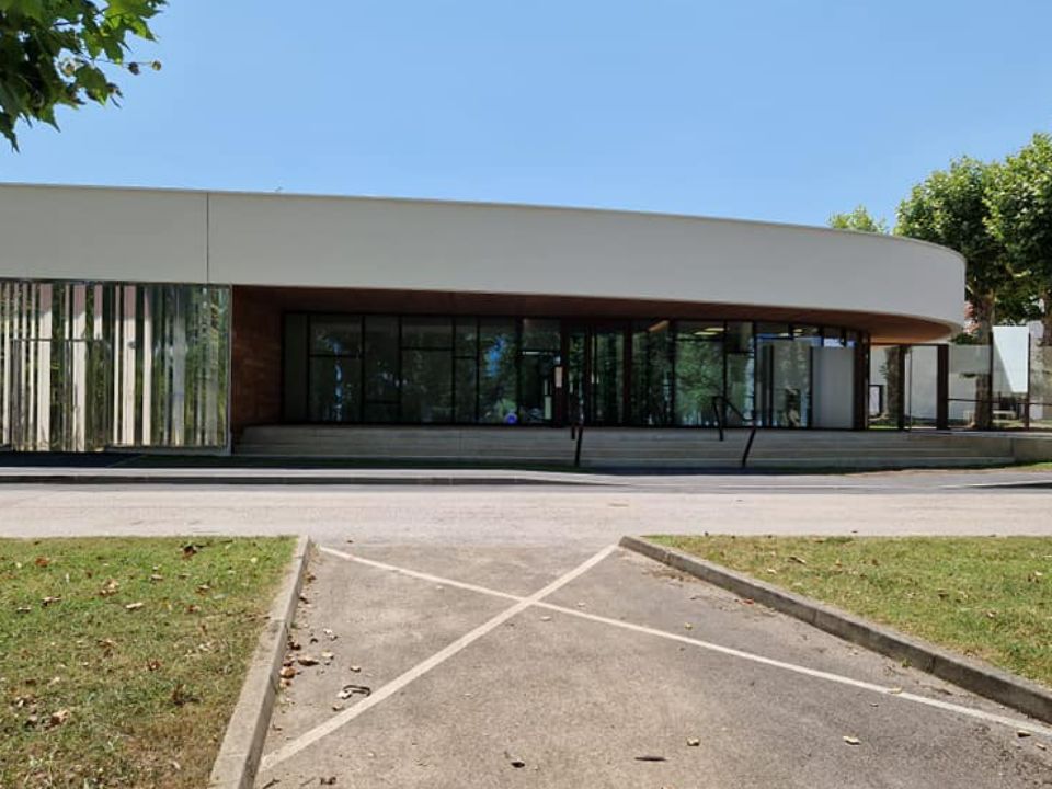 CH Le Vinatier, Bron (69), Cent7, 2 600m²